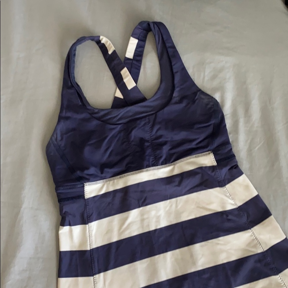 Lululemon stuff your tank